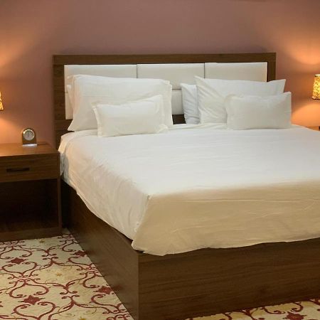 Отель Business Tower Bisha Экстерьер фото